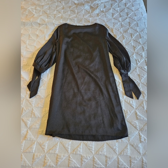 NWT Banana Republic Elegant Black Shift Dress with 3/4 Tie Sleeves, Size 2 - Picture 5 of 7